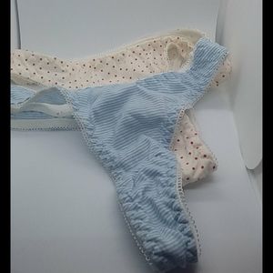 2/$8 Never Worn Thongs!